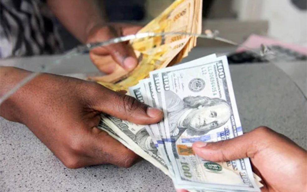 Ouganda : Les réserves de change bondissent de 56%, mais le shilling reste sous pression