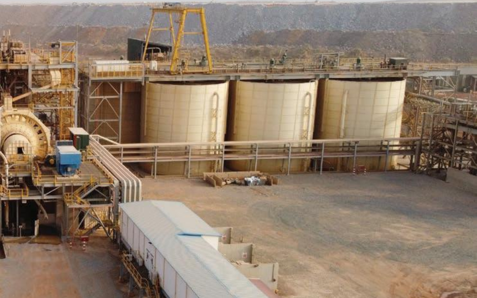 Opinion / Mines d’or au Burkina : Vers une exploitation rentable et responsable ou nouveau risque de rente extractive ?