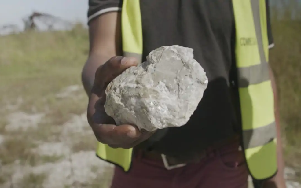 Côte d’Ivoire : Atlantic Lithium détecte des signes prometteurs de lithium