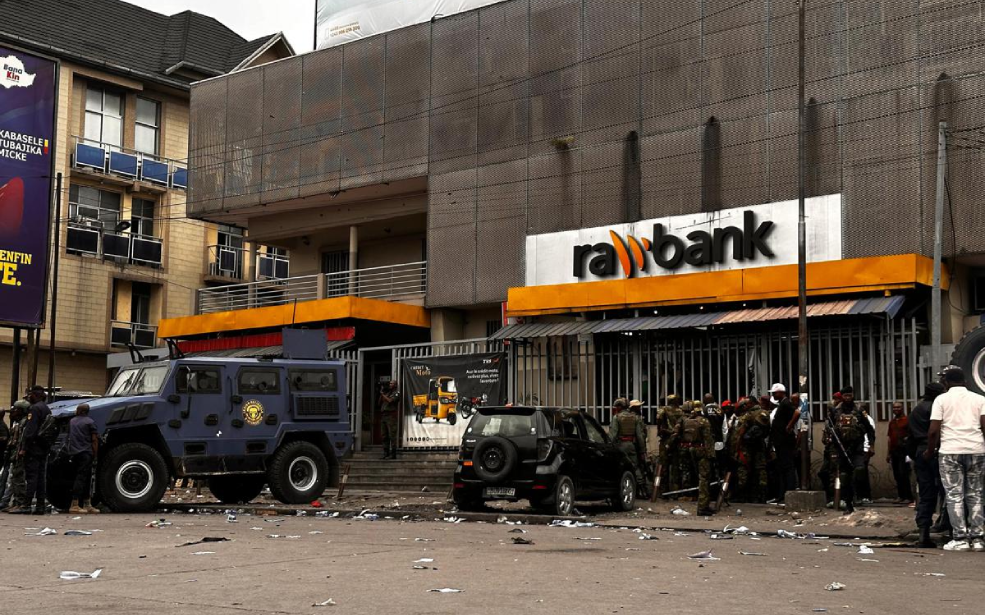 Tentative d’attaque à Rawbank à Kinshasa : Une réaction rapide sécurise l’agence et rassure les clients