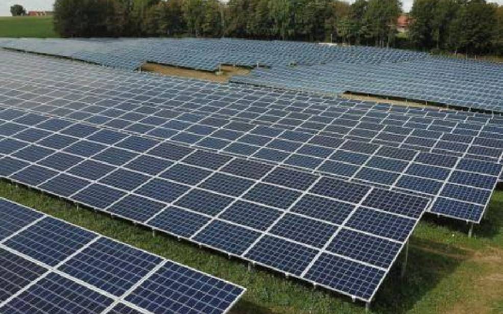 Tchad : la BAD mobilise 37,9 millions d’euros pour deux centrales solaires hybrides