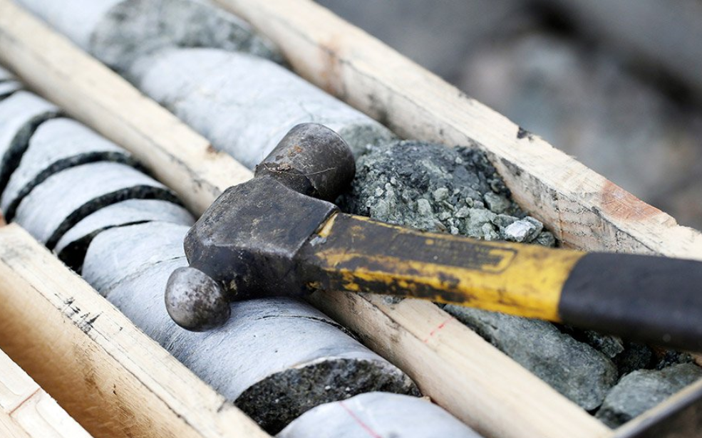 Mali : Coup de balai dans les mines — plus de 90 permis révoqués pour non-conformité