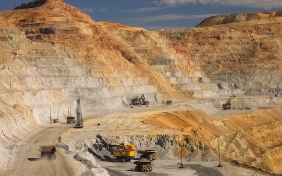 Mines : Enegex Ltd s’offre un vaste portefeuille aurifère en Côte d’Ivoire et lève 3,29 millions USD