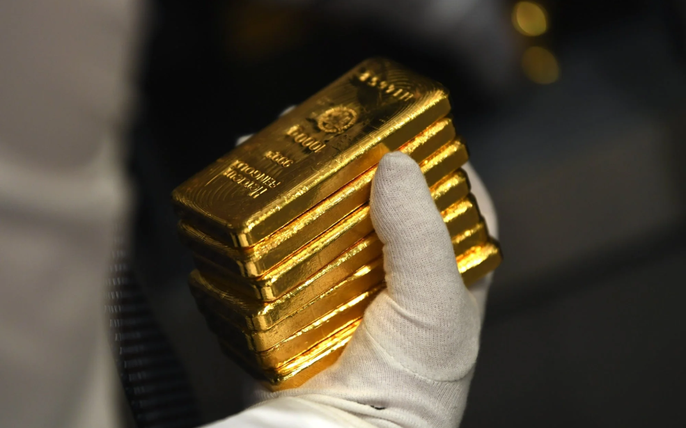 Or : Vers la barre historique des 5 000 dollars l’once en 2026