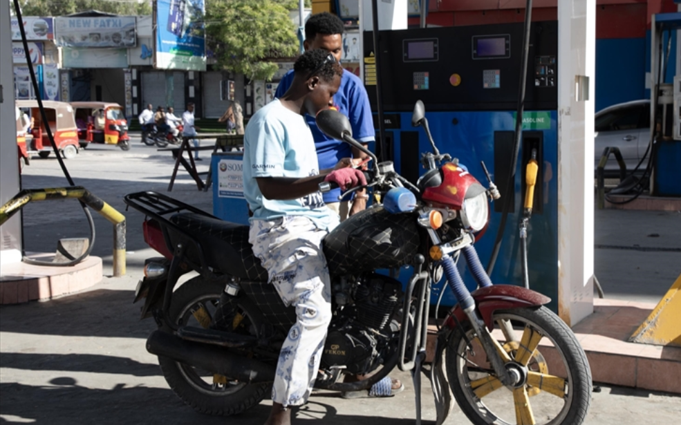 Zimbabwe : Face aux tensions au Moyen-Orient, Harare supprime les taxes sur le diesel pour contenir l’inflation