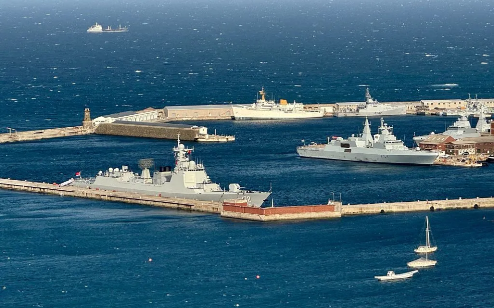 Exercices navals avec l’Iran : Pretoria sous pression, Washington sort le carton jaune