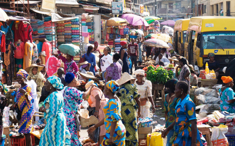 Nigéria : Fitch se montre plus optimiste, mais maintient sa note financière