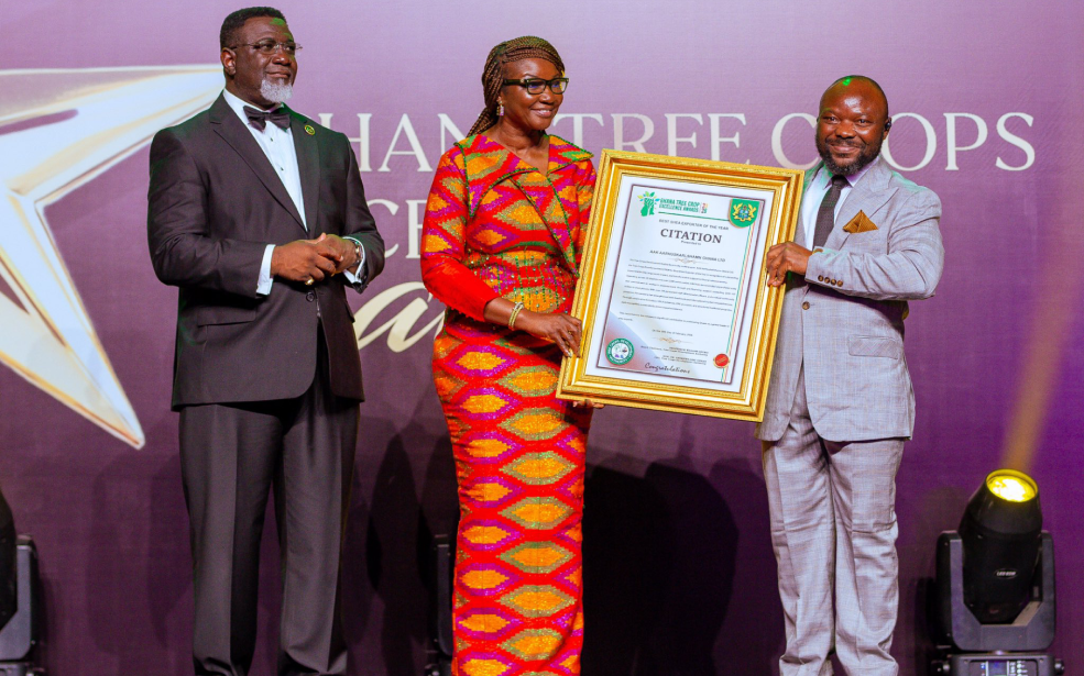 Ghana : Mahama engage 200 millions de dollars pour relancer les cultures arboricoles