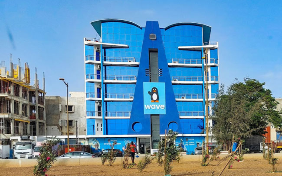 Vers la naissance de Wave Bank Africa : La fintech ivoirienne change de dimension