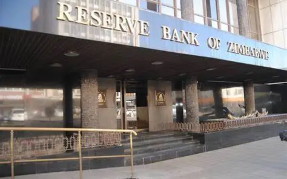 Le Zimbabwe muscle sa monnaie : les réserves d’or et de devises en forte hausse
