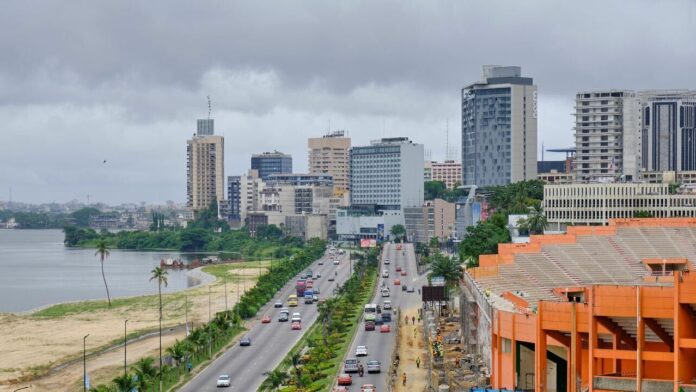 Croissance, dette, inclusion : les paris budgétaires de la Côte d’Ivoire jusqu’en 2028
