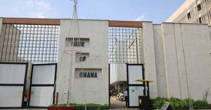 bank-of-ghana En deux ans, la Banque du Ghana a triplé ses réserves d’or pour atteindre plus de 31 tonnes, renforçant sa stabilité monétaire et réduisant sa dépendance au dollar dans un contexte économique mondial incertain.