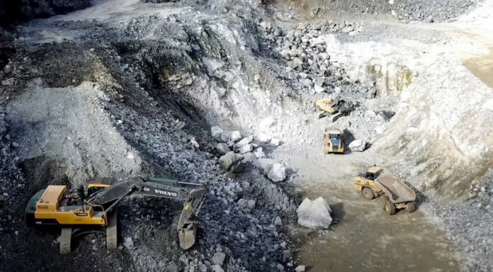 Minerais : Le Zimbabwe se prépare à stopper les exportations de lithium brut dès 2027